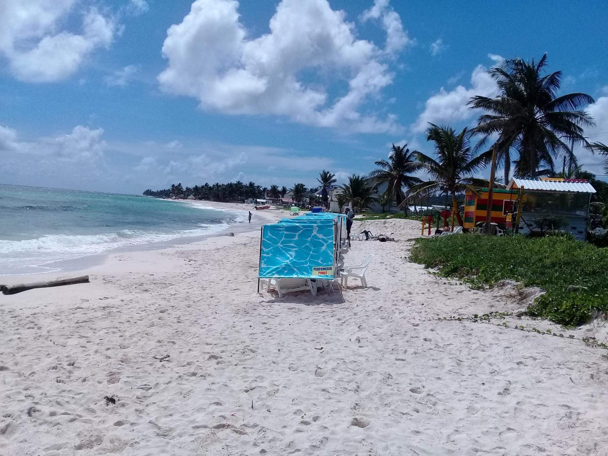 Victoria'S Gennie Bay Village Hostal San Andres  Ngoại thất bức ảnh