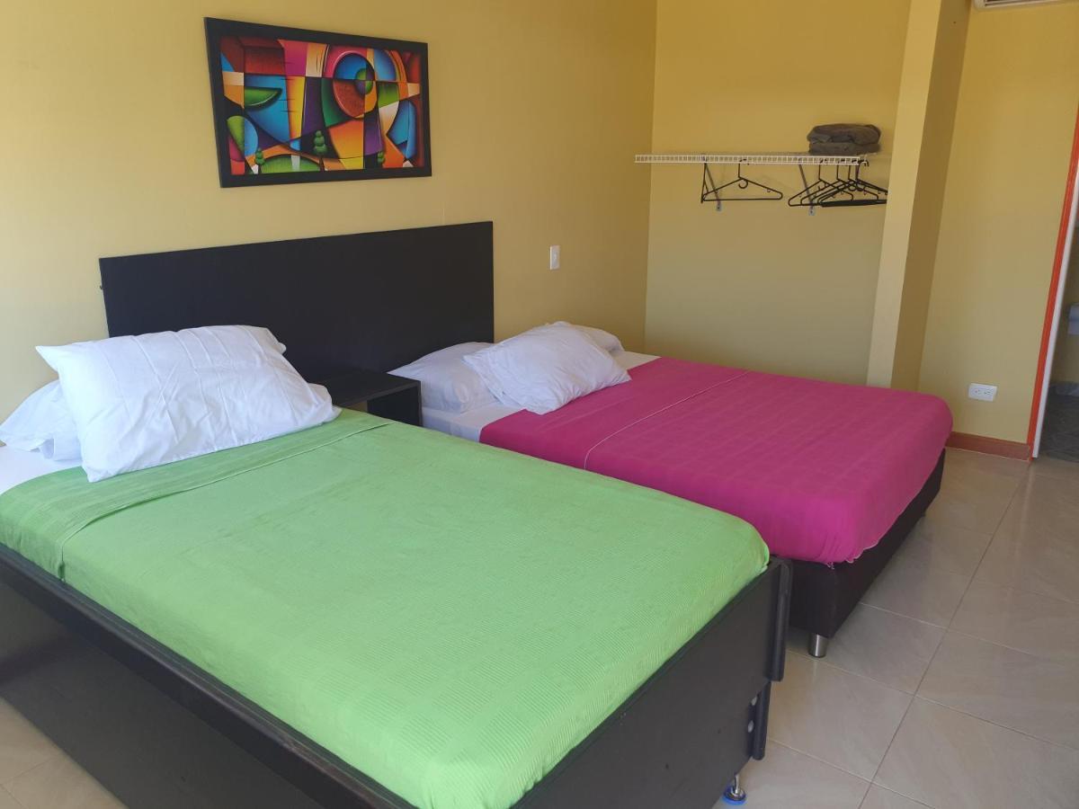 Victoria'S Gennie Bay Village Hostal San Andres  Ngoại thất bức ảnh