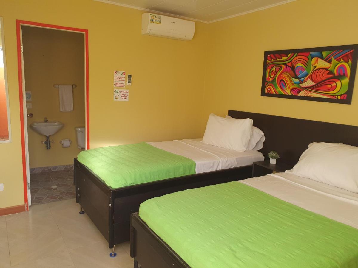 Victoria'S Gennie Bay Village Hostal San Andres  Ngoại thất bức ảnh
